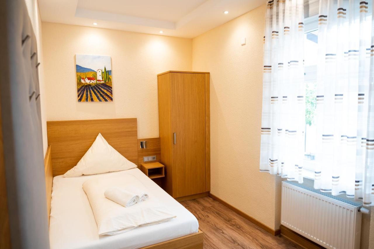 Gasthause Zur Krone Hotel Leimen  Exterior foto