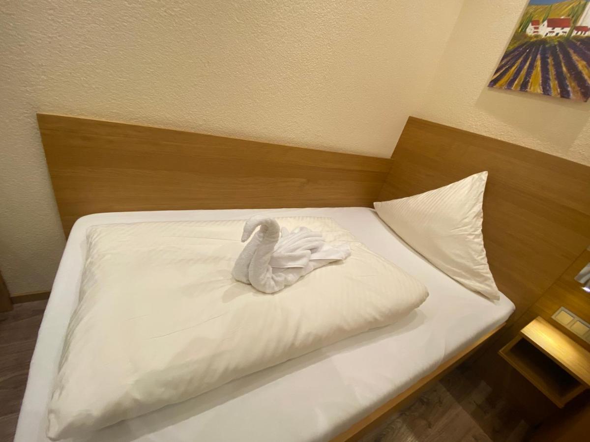 Gasthause Zur Krone Hotel Leimen  Exterior foto