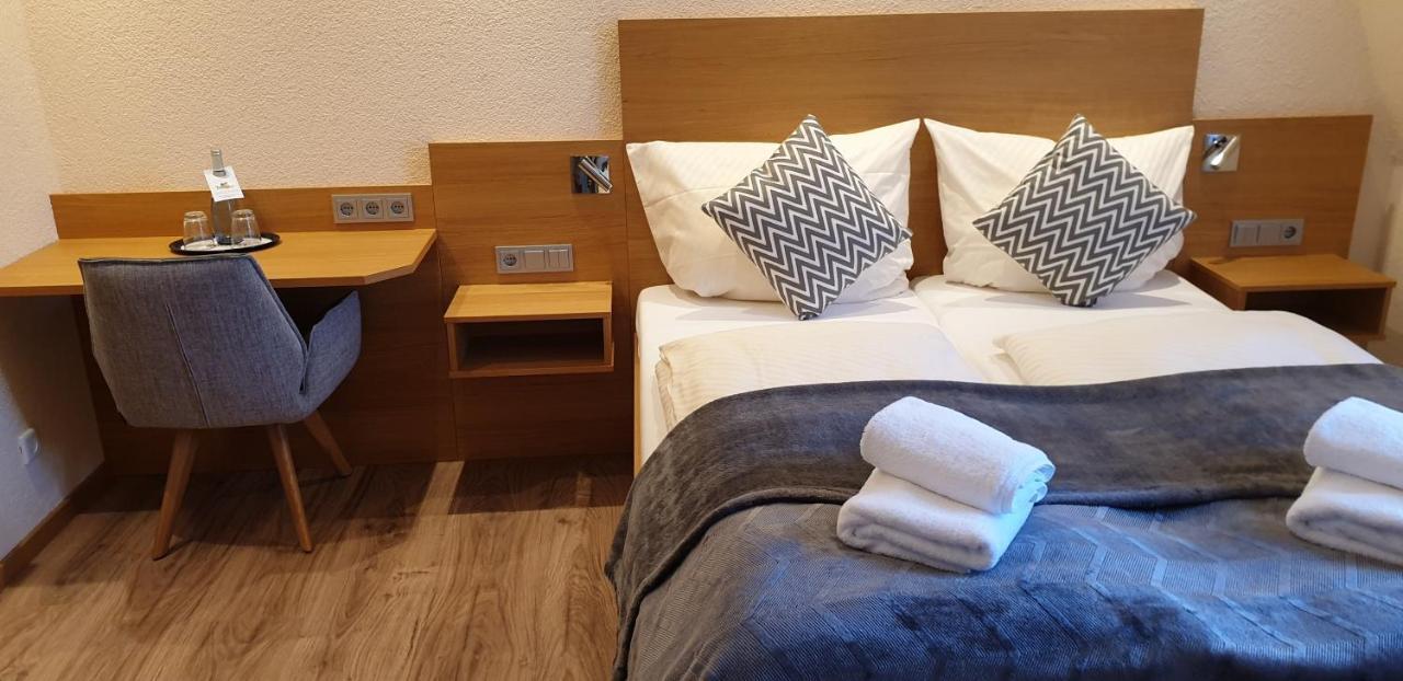 Gasthause Zur Krone Hotel Leimen  Exterior foto